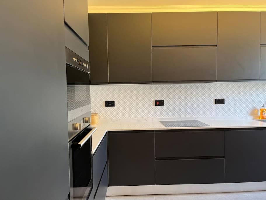 Beautiful 4-Bedroom Townhouse In Sliema Dış mekan fotoğraf